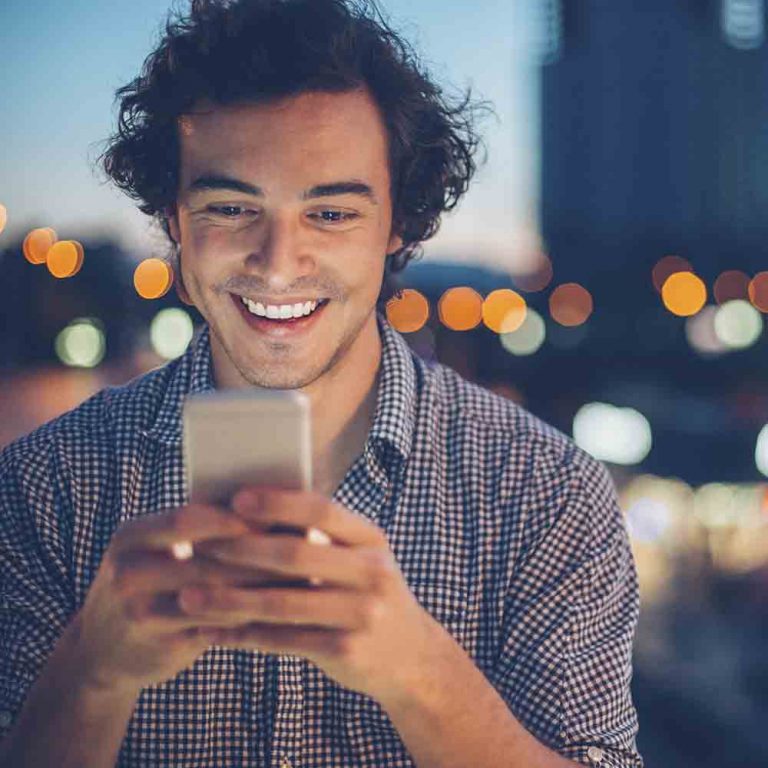 Vertical ads takeover the mobile screen​
