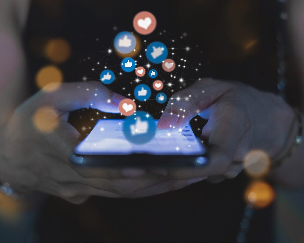 Social Advertising